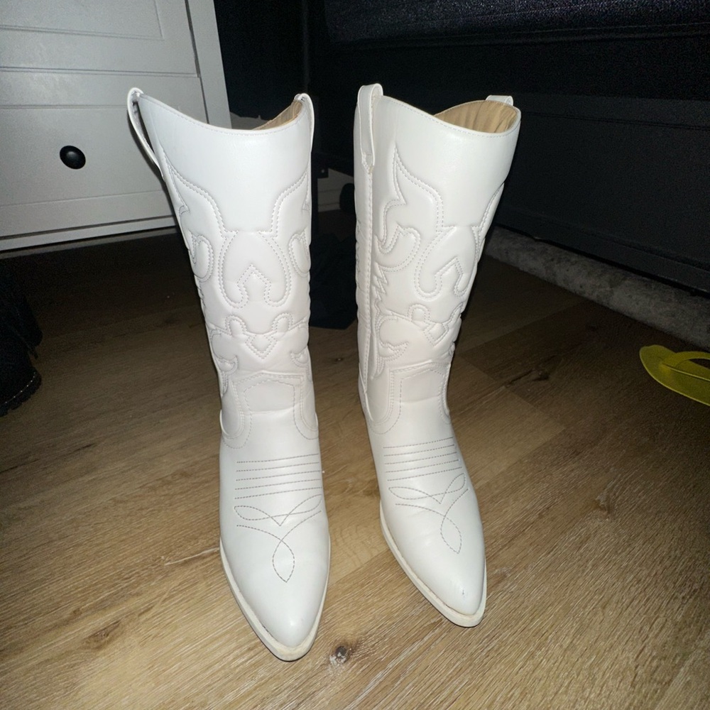 Soda White Heeled Boots with Western Flair